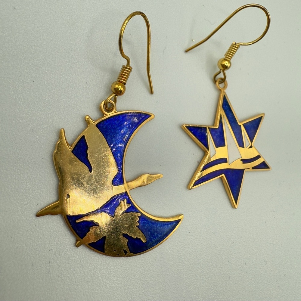 Vintage Cloisonne Blue and Gold Star and Moon Earrings - Picture 3 of 11